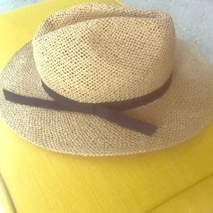 Flimsy Straw Fedora Hat